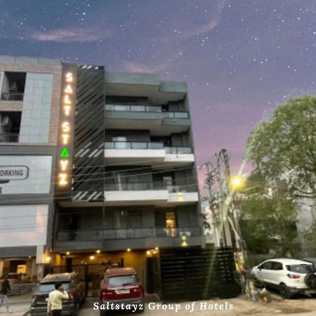 Saltstayz Phase 1 - Golf Course Road Gurgaon Exteriör bild